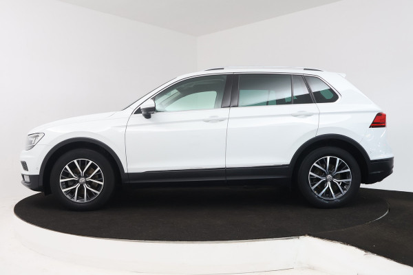 Volkswagen Tiguan 1.5 TSI Comfortline Business (NAVIGATIE, TREKHAAK, 360 CAMERA, VIRTUAL COCKPIT, LED)
