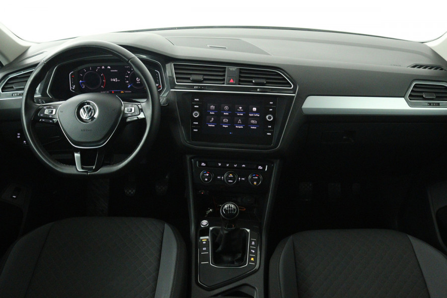 Volkswagen Tiguan 1.5 TSI Comfortline Business (NAVIGATIE, TREKHAAK, 360 CAMERA, VIRTUAL COCKPIT, LED)