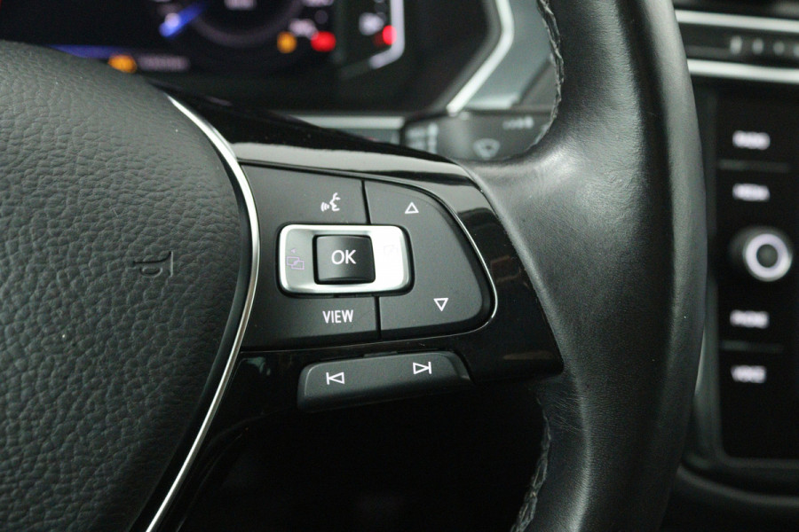 Volkswagen Tiguan 1.5 TSI Comfortline Business (NAVIGATIE, TREKHAAK, 360 CAMERA, VIRTUAL COCKPIT, LED)