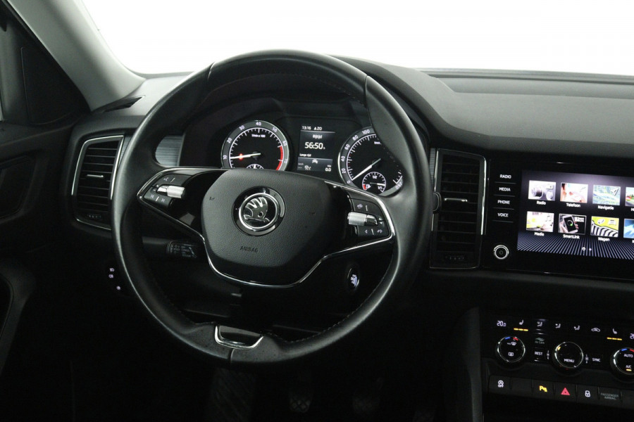 Škoda Kodiaq 1.5 TSI Business Edition 7p. (TREKHAAK, NAVI, CAMERA, PDC, STOELVERWARMING, 1e EIGENAAR, CARPLAY, GOED ONDERHOUDEN)