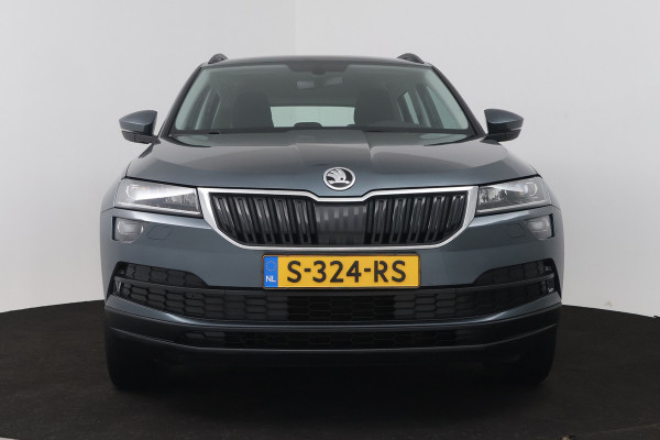 Škoda Karoq 1.0 TSI Clever Edition (NAVIGATIE, STOELVERWARMING, PARKEERSENSOREN, CARPLAY)