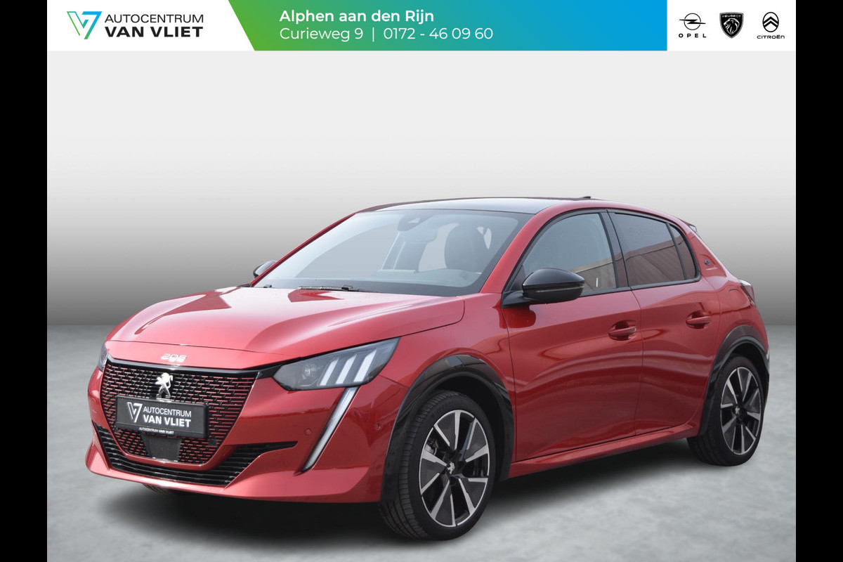 Peugeot e-208 EV GT Pack 50 kWh SOH 91% | ACHTERUITRIJCAMERA MET SENSOREN | NAVI & CARPLAY | E.C.C. |