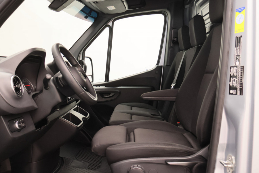 Mercedes-Benz Sprinter 317 L2H2 3-Zits, LED, Dodehoeksensor, Camera, Side-Steps, PDC