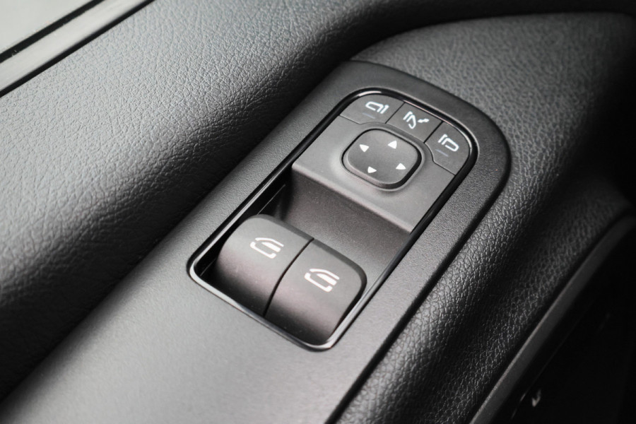 Mercedes-Benz Sprinter 317 L2H2 3-Zits, LED, Dodehoeksensor, Camera, Side-Steps, PDC