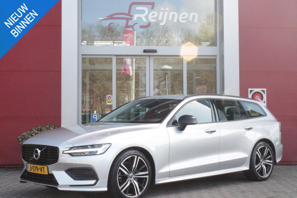 Volvo V60 2.0 B3 177PK Momentum Advantage Sport Pack | MORITZ LEDEREN BEKLEDING KLEUR ZWART MET COMFORTSTOELEN | STOELVERWARMING | STUURVERWARMING | VOORRUITVERWARMING | ACHTERUITRIJCAMERA | PARKEERSENSOREN V+A | ZWARTE R-DESIGN GRILL | LED 19" 5-TRIPLE MATT BLACK / DIAMOND (R-DISIGN) VELGEN | EXTERIEUR STYLING MET DORPELVERBREDERS EN DEFELCTORS VOOR EN ACHTER | DIFFUSER MET DUBBEL GENINTEGREERDE UITLAAT EINDPIJPEN |