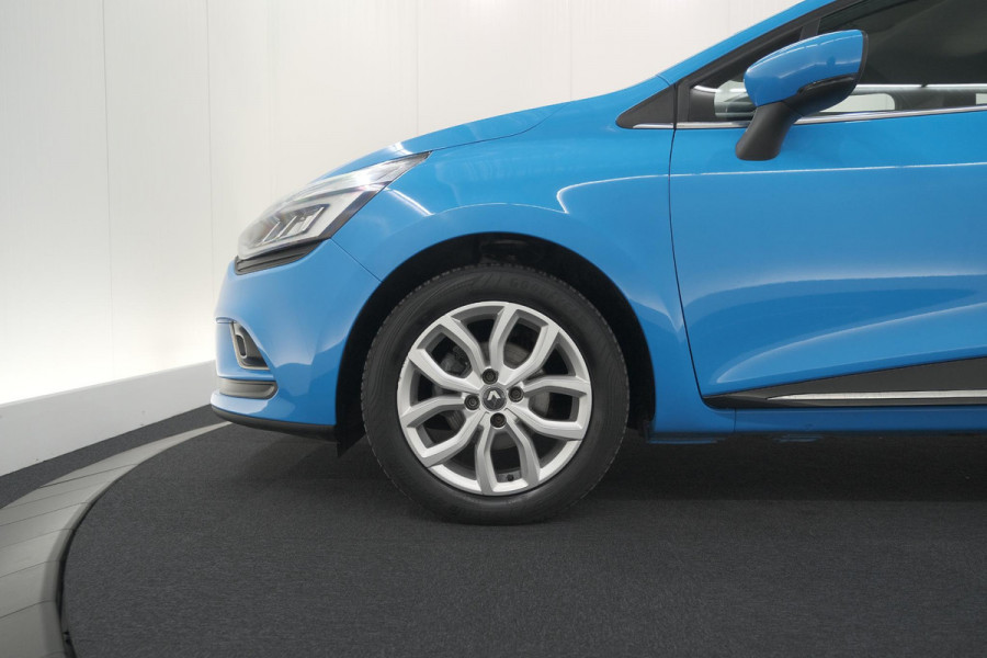 Renault Clio Estate TCe 90 Intens | Navigatie | Parkeersensoren | Half Leder | Climate Control | Dakrails
