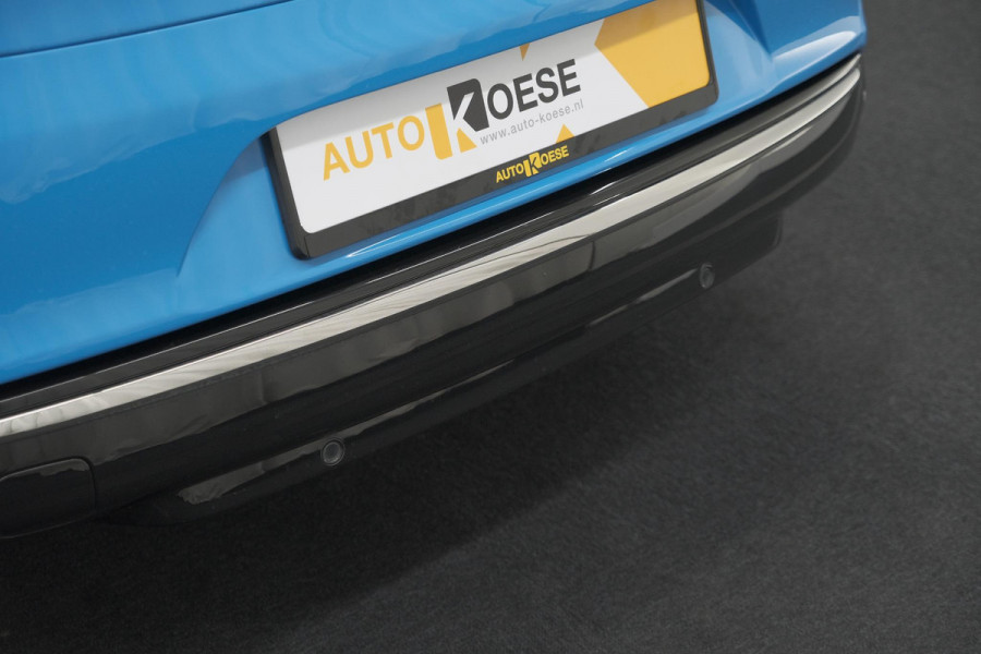 Renault Clio Estate TCe 90 Intens | Navigatie | Parkeersensoren | Half Leder | Climate Control | Dakrails