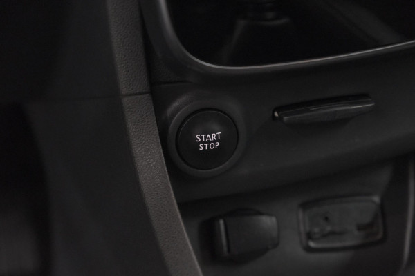 Renault Clio Estate TCe 90 Intens | Navigatie | Parkeersensoren | Half Leder | Climate Control | Dakrails