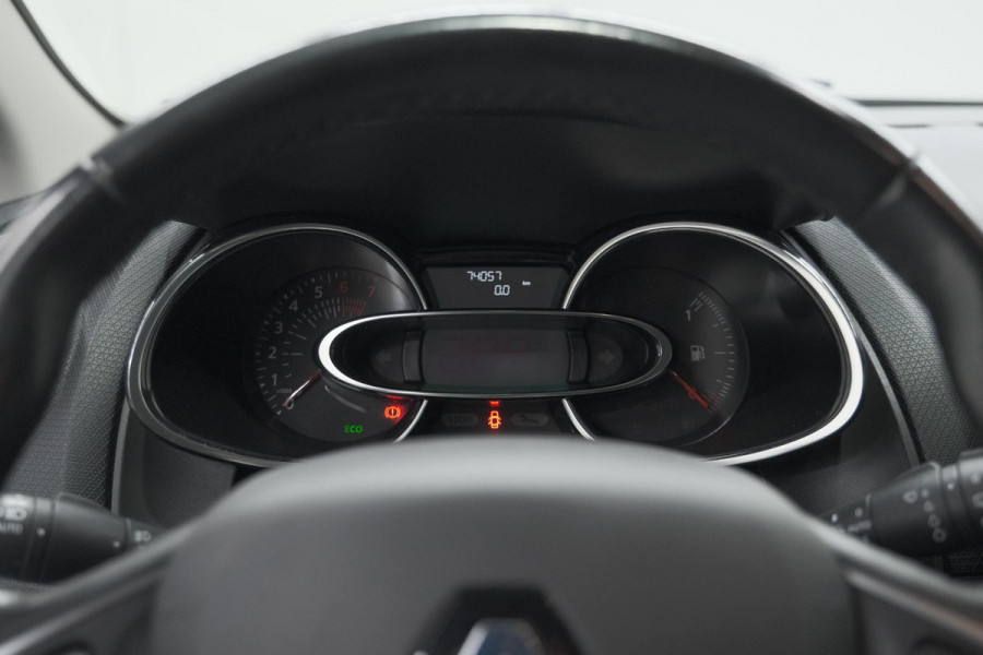 Renault Clio Estate TCe 90 Intens | Navigatie | Parkeersensoren | Half Leder | Climate Control | Dakrails