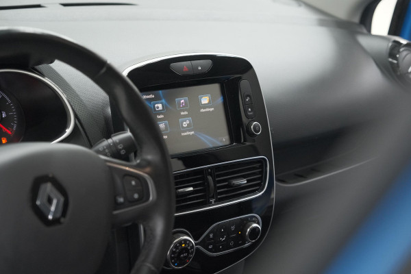 Renault Clio Estate TCe 90 Intens | Navigatie | Parkeersensoren | Half Leder | Climate Control | Dakrails