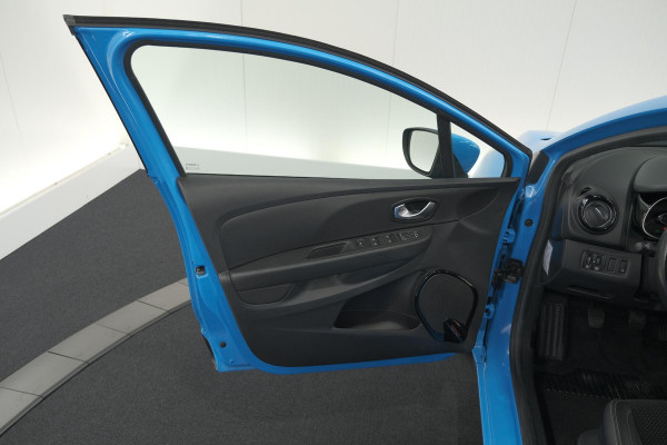 Renault Clio Estate TCe 90 Intens | Navigatie | Parkeersensoren | Half Leder | Climate Control | Dakrails