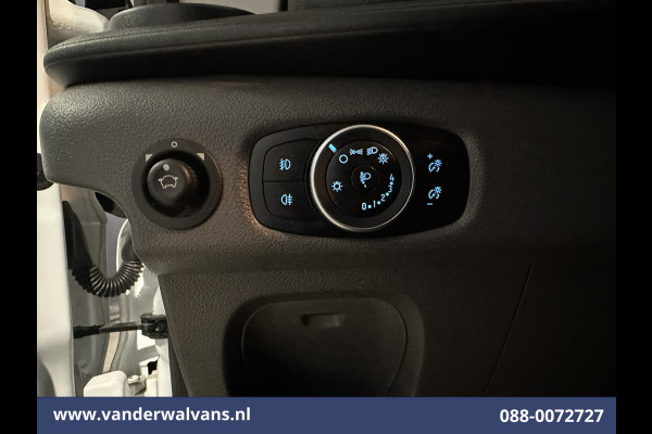 Ford Transit 2.0 TDCI 131pk L4H3 Jumbo Euro6 Airco | Camera | Cruisecontrol | Stoelverwarming Verwarmde voorruit, Parkeersensoren, Bijrijdersbank, 2750kg trekvermogen