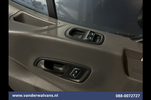 Ford Transit 2.0 TDCI 131pk L4H3 Jumbo Euro6 Airco | Camera | Cruisecontrol | Stoelverwarming Verwarmde voorruit, Parkeersensoren, Bijrijdersbank, 2750kg trekvermogen