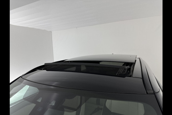 Land Rover Range Rover Velar 2.0 P300 Turbo AWD R-Dynamic HSE Aut. *PANO | HEAD-UP | LEATHER | MATRIX-LED | MEMORY-PACK | BLINDSPOT | MERIDIAN-SURROUND | DIGI-COCKPIT | CAMERA | KEYLESS | HEATED-COMFORTSEATS | PRIVACYGLASS | SHIFTPADDLES | TOWBAR | 22"A