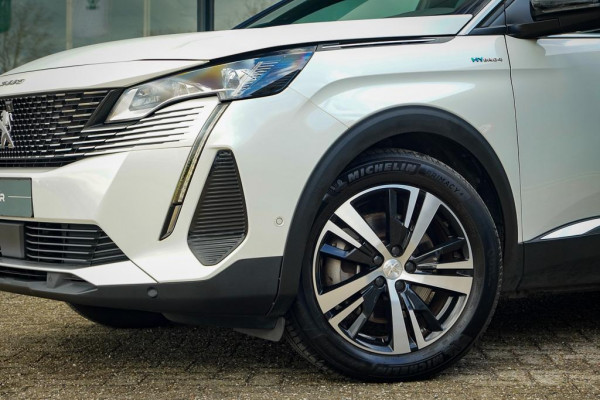 Peugeot 3008 1.6 HYbrid4 300 GT / Dode Hoek / Zwart Dak / Parelmoer Wit / Carplay