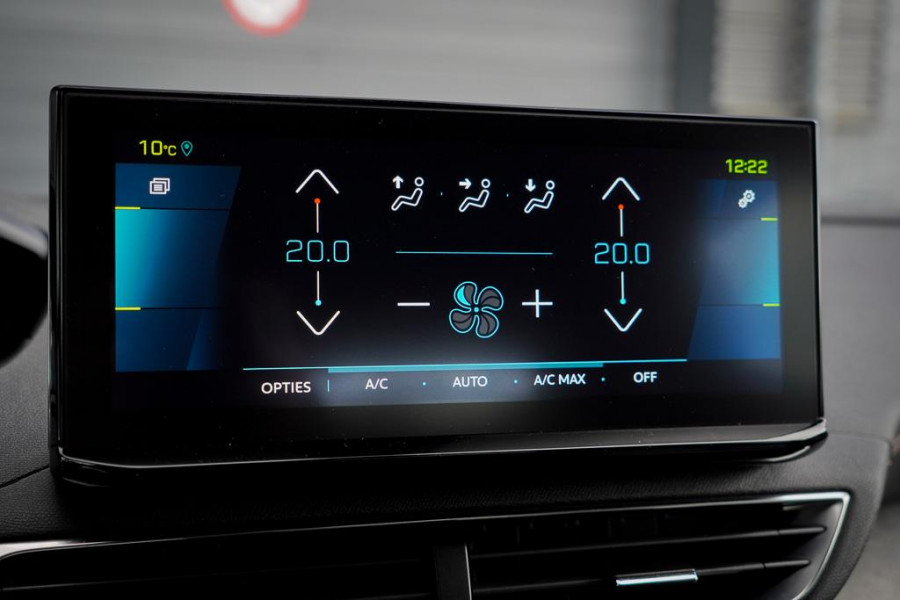 Peugeot 3008 1.6 HYbrid4 300 GT / Dode Hoek / Zwart Dak / Parelmoer Wit / Carplay