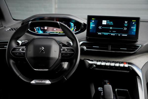 Peugeot 3008 1.6 HYbrid4 300 GT / Dode Hoek / Zwart Dak / Parelmoer Wit / Carplay