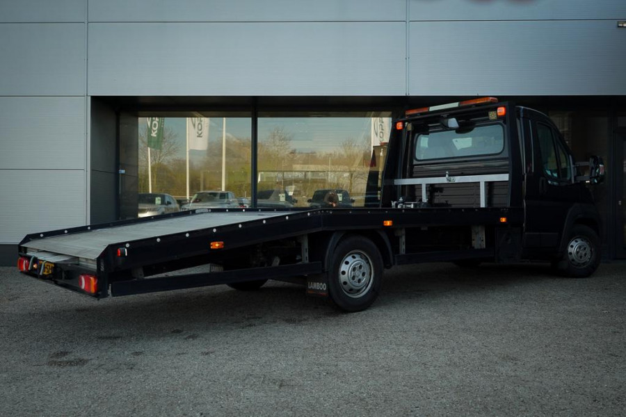 Peugeot Boxer 335 2.2 BlueHDi 165 L3H2 Pro / Oprijwagen / Autotransport / 1290 kg laadgewicht / Luchtvering / Lier / Jegger Alu Opbouw