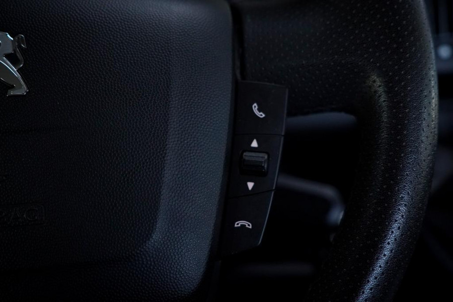 Peugeot Boxer 335 2.2 BlueHDi 165 L3H2 Pro / Oprijwagen / Autotransport / 1290 kg laadgewicht / Luchtvering / Lier / Jegger Alu Opbouw