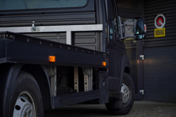 Peugeot Boxer 335 2.2 BlueHDi 165 L3H2 Pro / Oprijwagen / Autotransport / 1290 kg laadgewicht / Luchtvering / Lier / Jegger Alu Opbouw