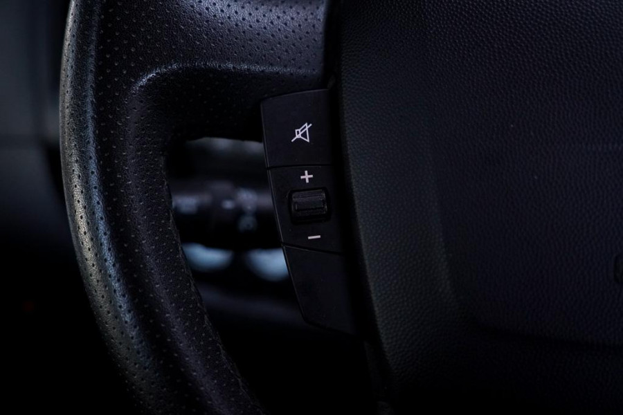 Peugeot Boxer 335 2.2 BlueHDi 165 L3H2 Pro / Oprijwagen / Autotransport / 1290 kg laadgewicht / Luchtvering / Lier / Jegger Alu Opbouw