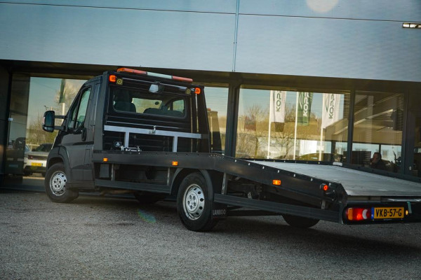 Peugeot Boxer 335 2.2 BlueHDi 165 L3H2 Pro / Oprijwagen / Autotransport / 1290 kg laadgewicht / Luchtvering / Lier / Jegger Alu Opbouw