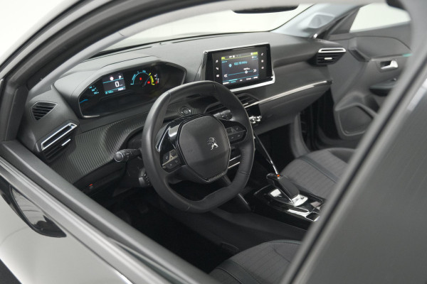 Peugeot e-208 EV Allure 50 kWh | Parkeersensoren | Apple Carplay | Climate Control | 3-fasen