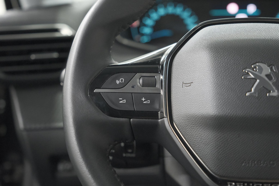 Peugeot e-208 EV Allure 50 kWh | Parkeersensoren | Apple Carplay | Climate Control | 3-fasen