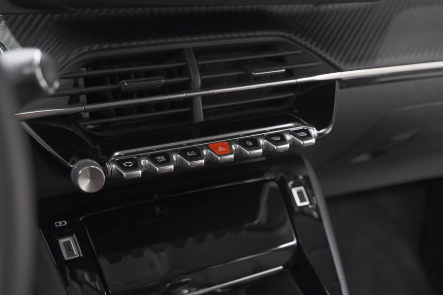 Peugeot e-208 EV Allure 50 kWh | Parkeersensoren | Apple Carplay | Climate Control | 3-fasen