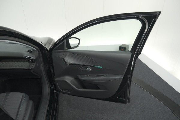 Peugeot e-208 EV Allure 50 kWh | Parkeersensoren | Apple Carplay | Climate Control | 3-fasen