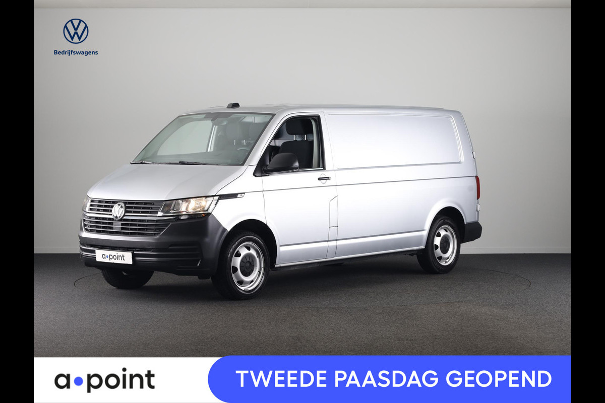 Volkswagen Transporter 2.0 TDI L2H1 32 150PK DSG | Navigatie via app | Parkeersensoren | Trekhaak |