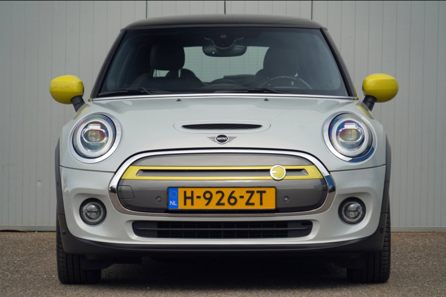MINI Mini Electric Charged 33 kWh / Incl. BTW / Harman Kardon / Camera / Navi / Stoelverw. / Head-Up / Leder
