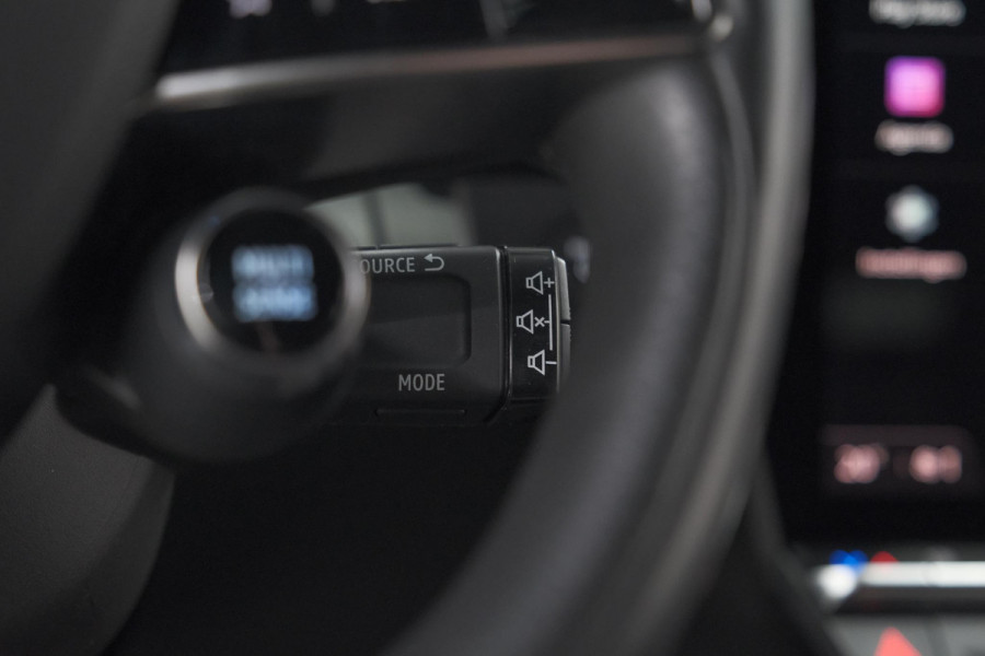 Renault Mégane E-Tech EV60 Optimum Charge Techno | Trekhaak | Harman/Kardon | Camera | Adaptieve Cruise Control | Pack Winter | SOH = 92,5%