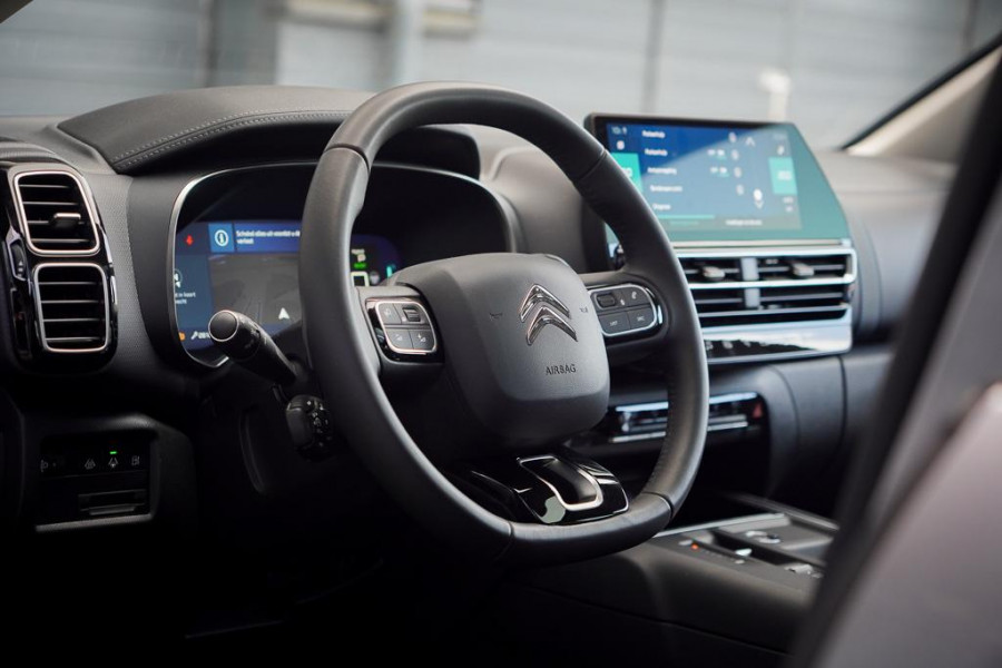 Citroën C5 Aircross 1.6 Plug-in Hybrid 225 Shine / Pano / Black Pack / Dode Hoek / Carplay