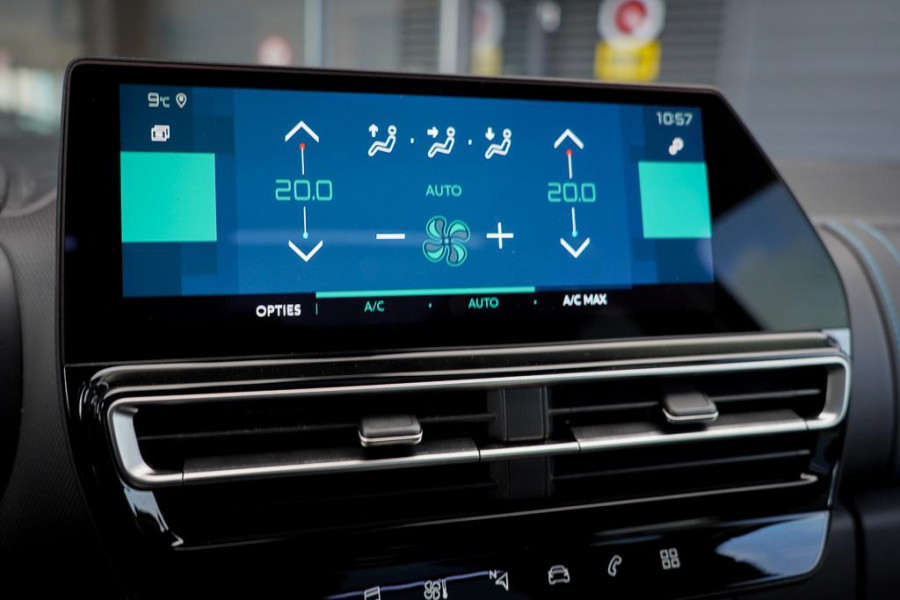 Citroën C5 Aircross 1.6 Plug-in Hybrid 225 Shine / Pano / Black Pack / Dode Hoek / Carplay