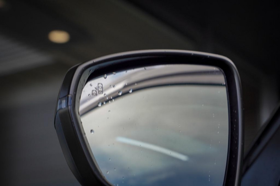 Citroën C5 Aircross 1.6 Plug-in Hybrid 225 Shine / Pano / Black Pack / Dode Hoek / Carplay