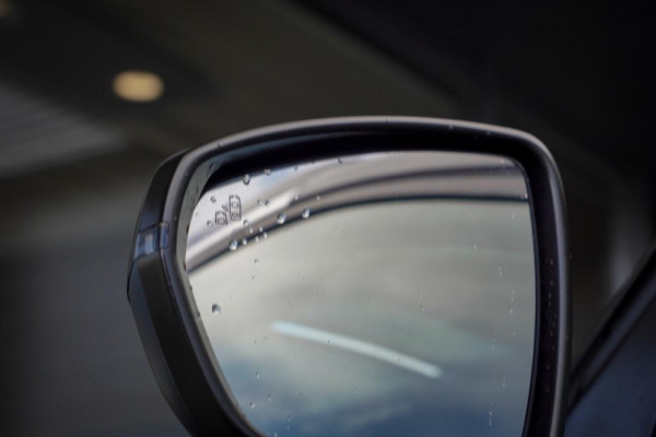 Citroën C5 Aircross 1.6 Plug-in Hybrid 225 Shine / Pano / Black Pack / Dode Hoek / Carplay