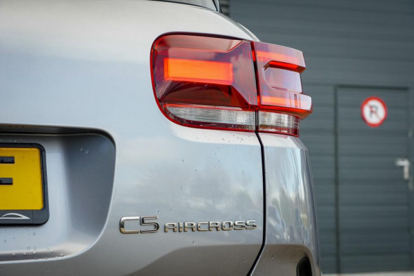 Citroën C5 Aircross 1.6 Plug-in Hybrid 225 Shine / Pano / Black Pack / Dode Hoek / Carplay