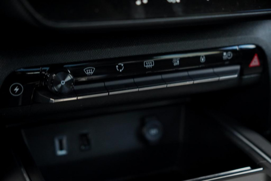 Citroën C5 Aircross 1.6 Plug-in Hybrid 225 Shine / Pano / Black Pack / Dode Hoek / Carplay