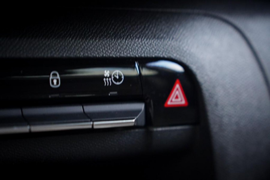 Citroën C5 Aircross 1.6 Plug-in Hybrid 225 Shine / Pano / Black Pack / Dode Hoek / Carplay