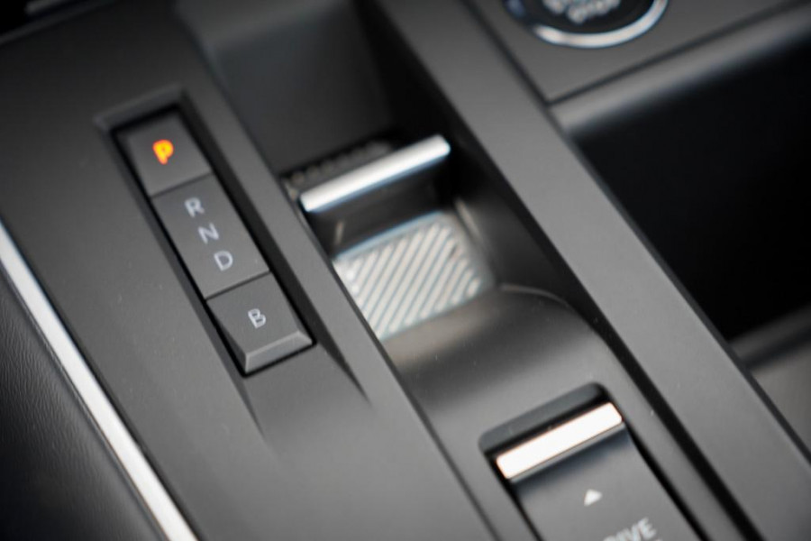 Citroën C5 Aircross 1.6 Plug-in Hybrid 225 Shine / Pano / Black Pack / Dode Hoek / Carplay