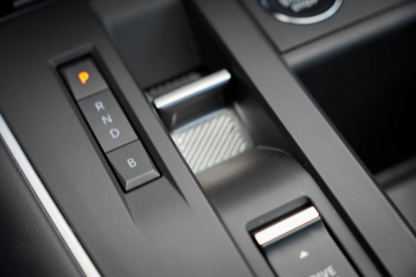 Citroën C5 Aircross 1.6 Plug-in Hybrid 225 Shine / Pano / Black Pack / Dode Hoek / Carplay