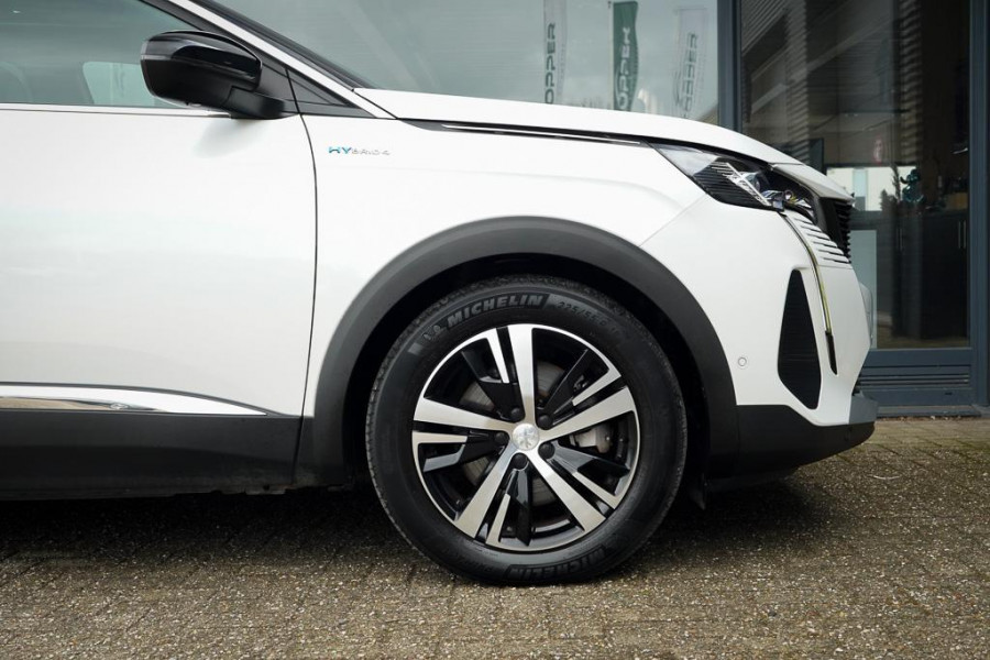 Peugeot 3008 1.6 HYbrid4 300 GT / Pano / Elek Klep / Carplay / Black Pack