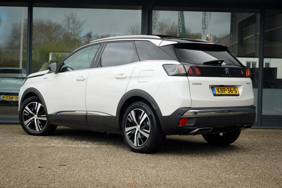 Peugeot 3008 1.6 HYbrid4 300 GT / Pano / Elek Klep / Carplay / Black Pack