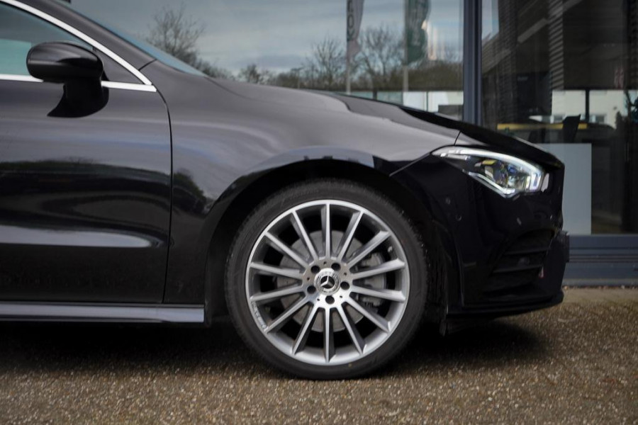 Mercedes-Benz CLA-Klasse 250e AMG Line / Pano / Sfeerverlichting / Stoelverwarming+Ventilatie / Leder / HUD