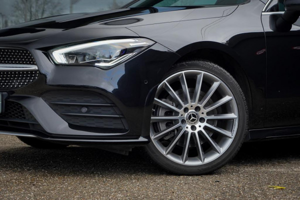 Mercedes-Benz CLA-Klasse 250e AMG Line / Pano / Sfeerverlichting / Stoelverwarming+Ventilatie / Leder / HUD