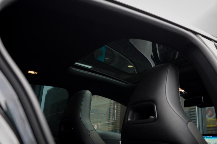 Mercedes-Benz CLA-Klasse 250e AMG Line / Pano / Sfeerverlichting / Stoelverwarming+Ventilatie / Leder / HUD