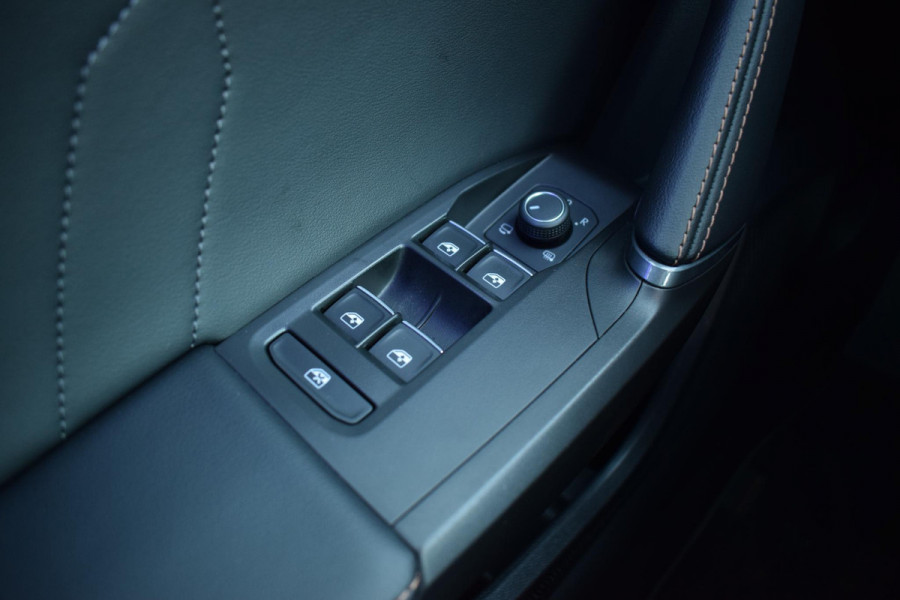 CUPRA Formentor 1.4 TSI e-Hybrid Essential | Adaptive | Pano | 18"| Carplay |