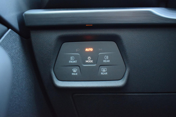 CUPRA Formentor 1.4 TSI e-Hybrid Essential | Adaptive | Pano | 18"| Carplay |