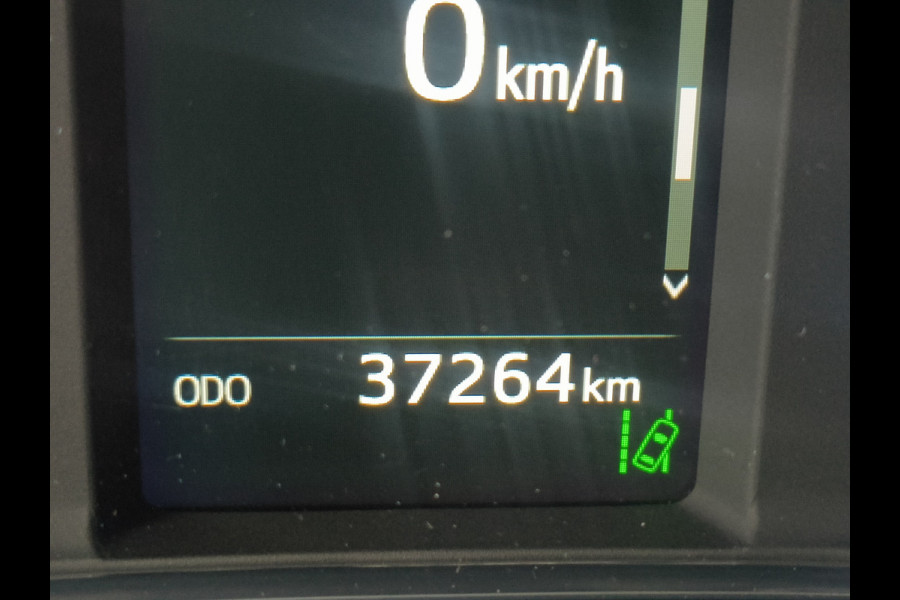 Toyota Yaris 1.5 VVT-i Dynamic uit 2020 Rijklaar + 12 maanden Bovag-garantie Henk Jongen Auto's in Helmond,  al 50 jaar service zoals 't hoort!